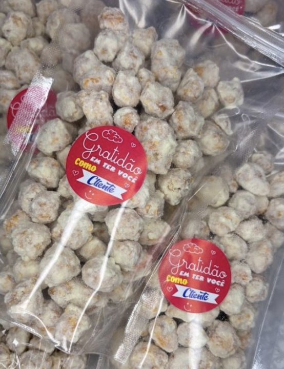 Pacotes de pipoca gourmet de 180 g com adesivo Gratidão